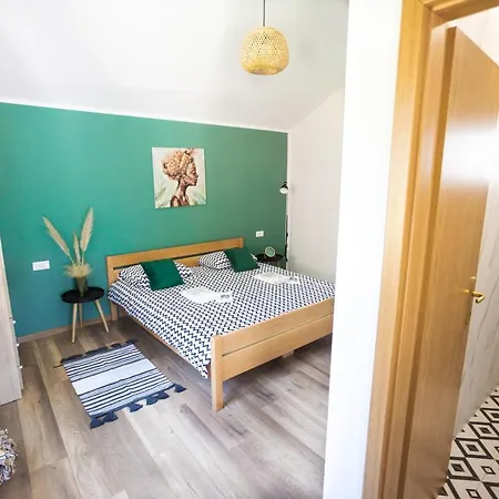 בית נופש Holiday House Andrea *