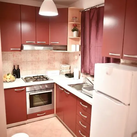 Holiday House Andrea בית נופש